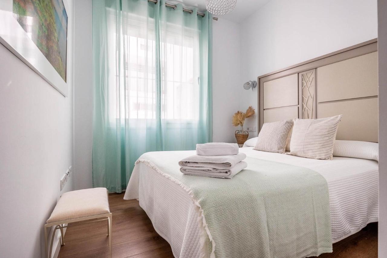 Apartamentos Poemas & Rimas De Becquer Seville Ngoại thất bức ảnh