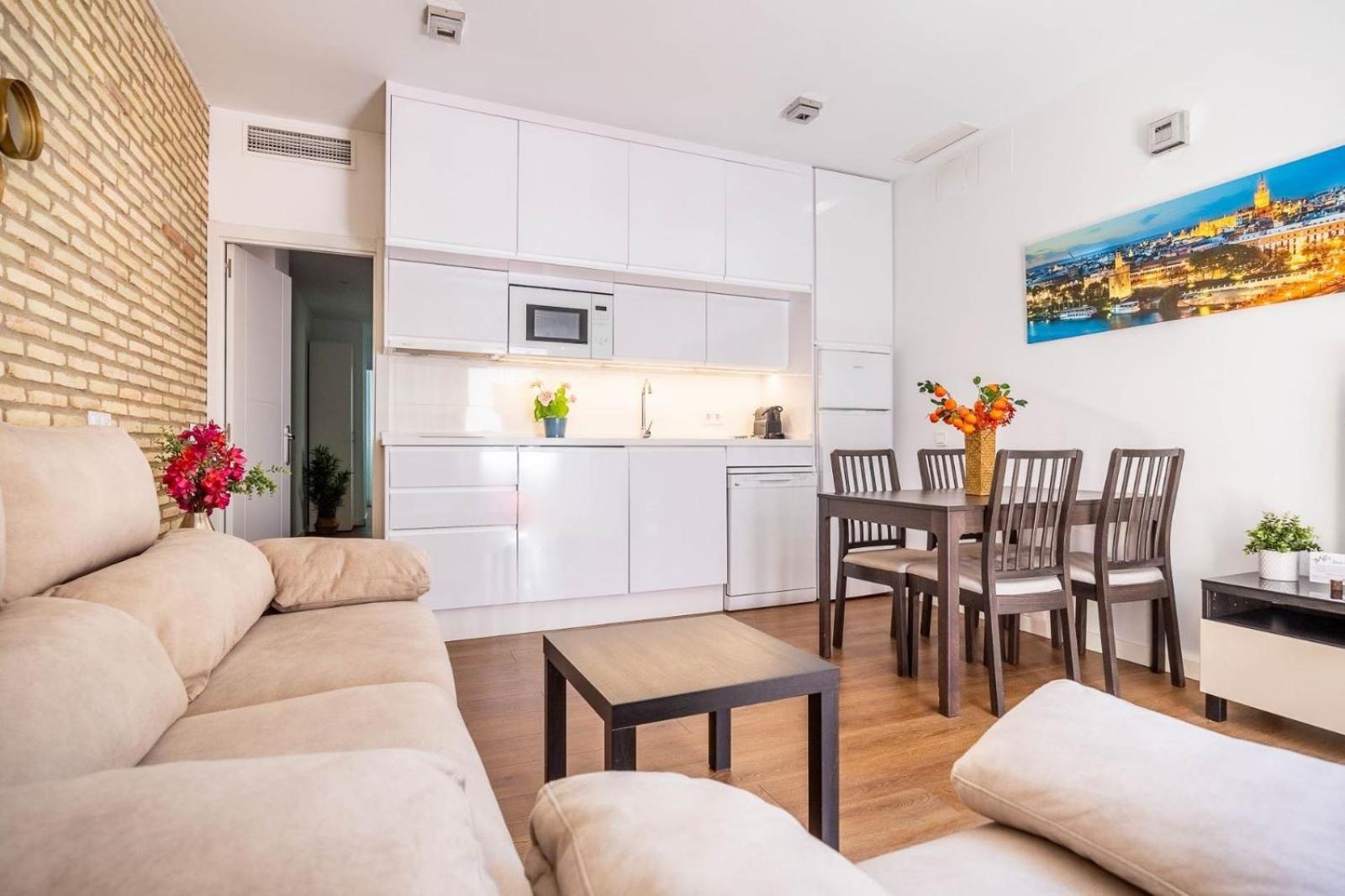 Apartamentos Poemas & Rimas De Becquer Seville Ngoại thất bức ảnh
